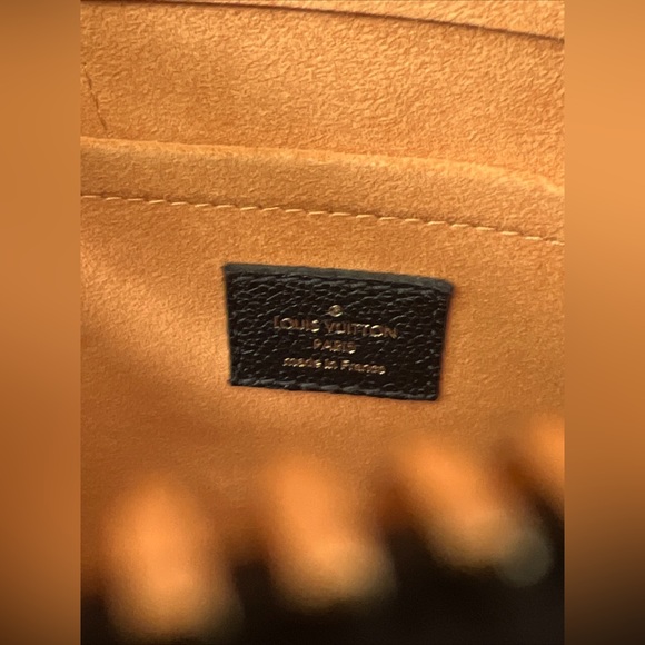 SOLD Authentic Louis Vuitton Neo Alama BB - Picture 7 of 12